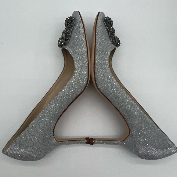 Authentic Manolo Blahnik classic silver Hangisi 70mm - Picture 9 of 15